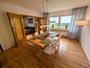 Μια τηλεόραση ή/και κέντρο ψυχαγωγίας στο Ferienhaus Köster