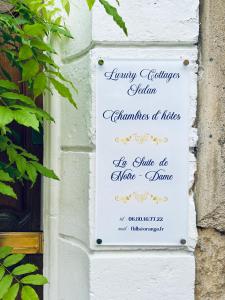 Certyfikat, podpis lub inny dokument wystawiony w obiekcie VILLA NOTRE DAME face au Château fort