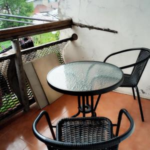 A balcony or terrace at GUEST HOUSE NATA CHAVCHAVADZE ST.25