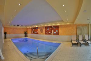 Bazen u ili blizu objekta Spa&Aktiv Hotel Lavendel