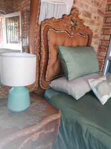 Posezení v ubytování Kettle Guest Lodge Rustenburg