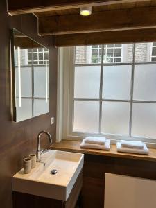 Fotografie z fotogalerie ubytování B&B Cleyn Cruysenborgh 1531 v destinaci Dordrecht + 16 fotografií