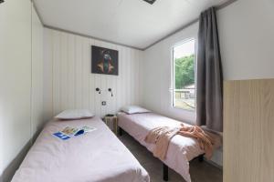 Afbeelding uit fotogalerij van Chalet ILUNA climatisé 2 à 6 pers 3ch 2 sdb piscine et sérénité in Hasparren +13 foto's