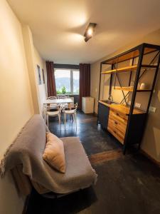 Khu vực ghế ngồi tại Puerto Manzano Suites and Glamping by Visionnaire