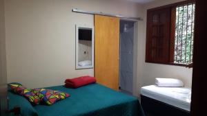 Village Hostel客房内的一张或多张床位