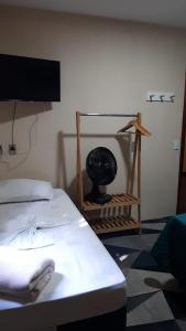 Village Hostel客房内的一张或多张床位