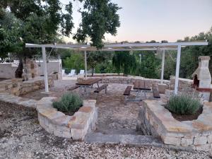 Zahrada ubytování Trulli Nonna Grazia -miramonti