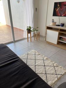 Departamento Urquiza II的电视和/或娱乐中心
