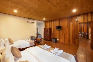 Tiny Home TV 또는 엔터테인먼트 센터