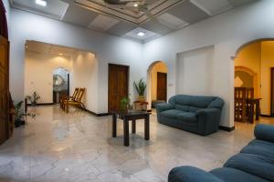 Gallery image of Serenity Surf House in Arugam Bay +42 photos