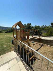 Detský kútik v ubytovaní Apartment Lopar, Primorje-Gorski Kotar 4