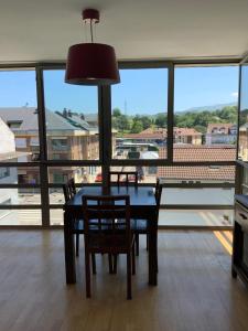 Balkoni atau teres di Piso los Rosales
