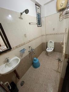 Koupelna v ubytování Grand View Residency Chennai