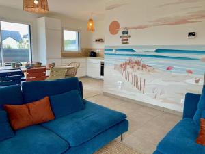 Φωτογραφία από το άλμπουμ του Lumineuse maison accès plage à pied à Plougasnou σε Plougasnou
