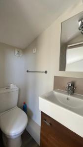 Ένα μπάνιο στο Gigaro View 2 Duplex Sylvabelle +36 φωτογραφίες