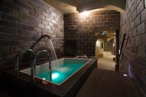 Bazén v ubytovaní Hotel Metropol alebo v jeho blízkosti