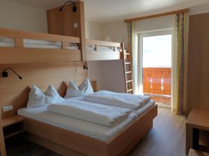 Letto o letti in una camera di Hanneshof