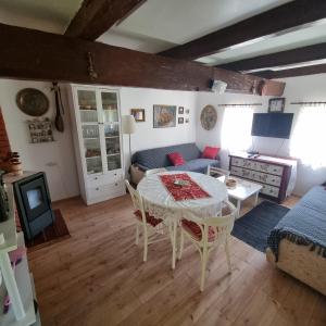Fotografie z fotogalerie ubytování Kuća za odmor Bajtica v destinaci Jesenovec