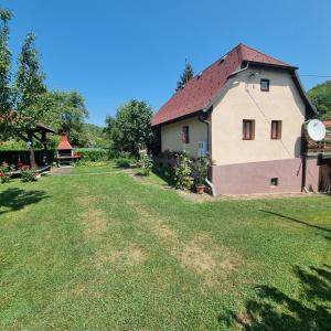 Fotografie z fotogalerie ubytování Kuća za odmor Bajtica v destinaci Jesenovec