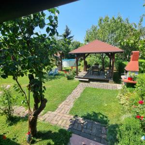 Fotografie z fotogalerie ubytování Kuća za odmor Bajtica v destinaci Jesenovec