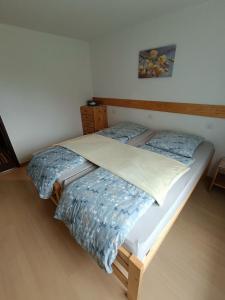 Voodi või voodid majutusasutuse Kummublick Täsch, Nähe Zermatt toas