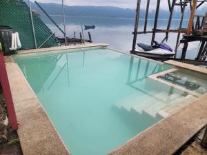 Swimmingpoolen hos eller tæt på Restaurante y Hostal Romayor