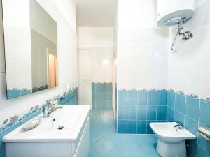 Koupelna v ubytování Oceanfront Oasis 770 + 37 fotografií
