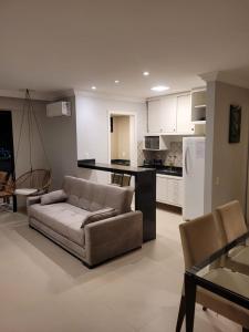 Dapur atau dapur kecil di Flat com piscina, academia e vista para o mar