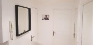 Fotografija u galeriji objekta Cosy apartment close Eiffel Tower u gradu Sevr