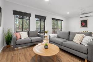 Tasman Holiday Parks - Moama on the Murray的休息区