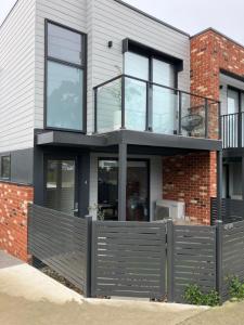 Tòa nhà nơi căn hộ tọa lạc