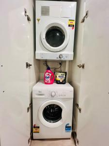 Gallery image of CBD beautiful studio Union street in Auckland