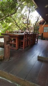 ภาพในคลังภาพของ เรือนไม้ชายคลอง ในอัมพวา