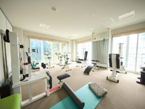 Centrul de fitness și/sau facilități de fitness de la HOTEL HOLISTIC RESORT - Vacation STAY 34544v +11 fotografii