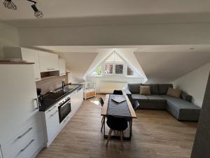 Kuchyň nebo kuchyňský kout v ubytování Apartementhaus Schöndorfer