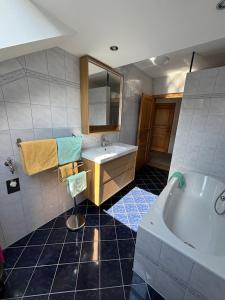 Koupelna v ubytování Apartementhaus Schöndorfer