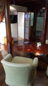 พื้นที่นั่งเล่นของ เรือนไม้ชายคลอง