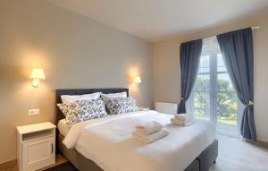 Beautiful Casa Garden Contesses in Momjan客房内的一张或多张床位