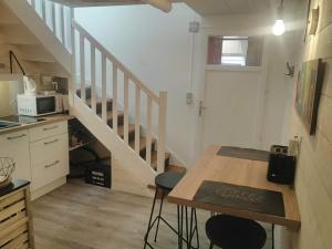 Kuchyň nebo kuchyňský kout v ubytování Appartement au calme à Arradon + 3 fotografie