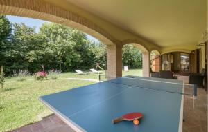 Cozy Apartment In Avigliano Umbro ping-pongozási lehetőségei