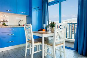 Riva Eco Guest House的厨房或小厨房