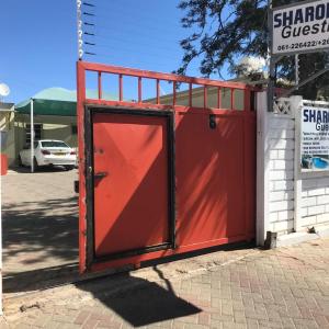 Gambar di galeri bagi Sharonrose Guesthouse di Windhoek