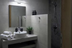 Koupelna v ubytování Phos de Antiparos