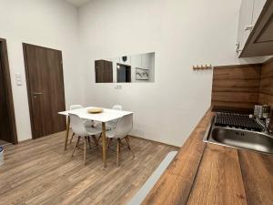 Gyulai Deluxe, 1Bedroom Apartment 1085 Budapest, Gyulai Pál utca 12 kép - 2