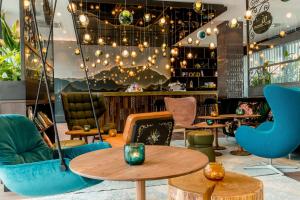 Posedenie v ubytovaní Motel One Salzburg-Süd