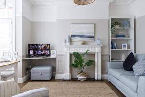 O zonă de relaxare la Grove Apartment with Free on street Parking