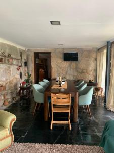 Μια τηλεόραση ή/και κέντρο ψυχαγωγίας στο Paraiso Relax no Douro