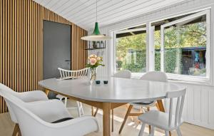 Imagen de la galería de 2 Bedroom Cozy Home In Sydals, en Neder Lysabild