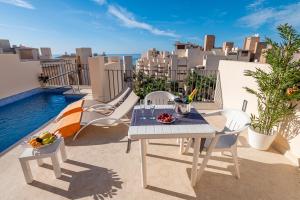Balkón alebo terasa v ubytovaní Bahía Boutique Apartments