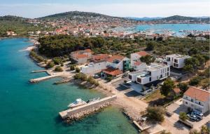 Hrvatska, BETINA, Cozy Apartment In Betina With Wifi